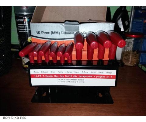 SET IMBUS KLJUČEVA 10 KOMADA T-TIP 2-10mm SA NOSAČEM - 3710112